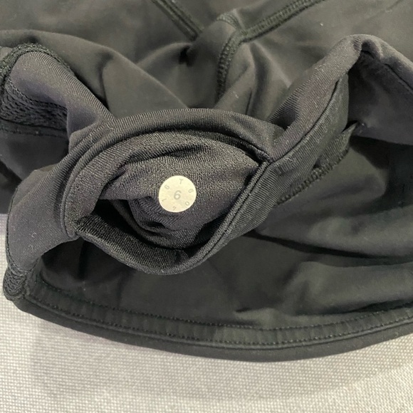Lululemon High-Rise Capri Leggings Black Size 6 Mesh Trim Cropped Activewear - Picture 4 of 8